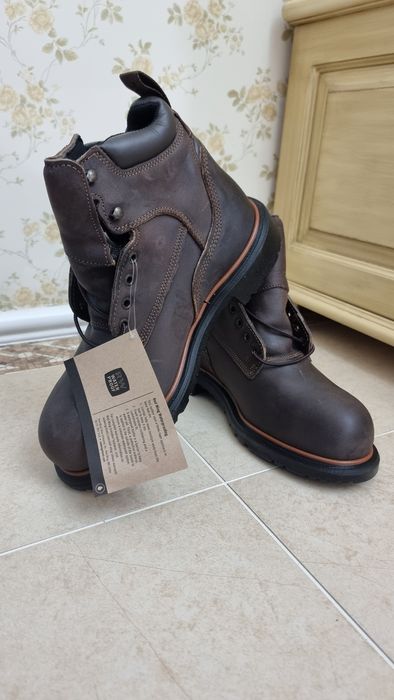 Продам спецобувь Red wings 40 размер