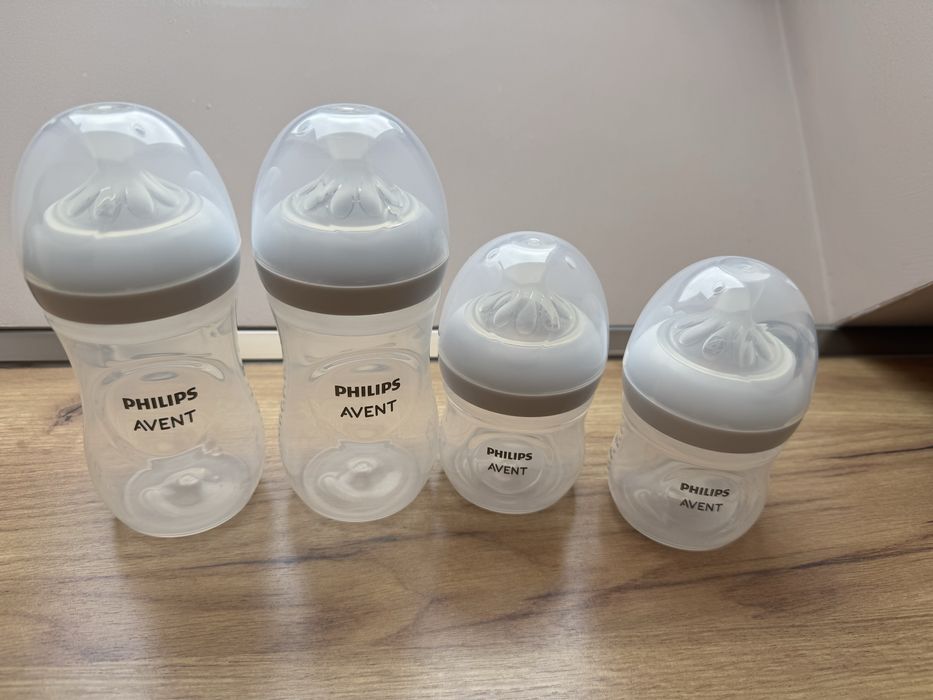 Philips Avent Natural Response 4 бр. Шишета + 3 бр. AirFree Клапи