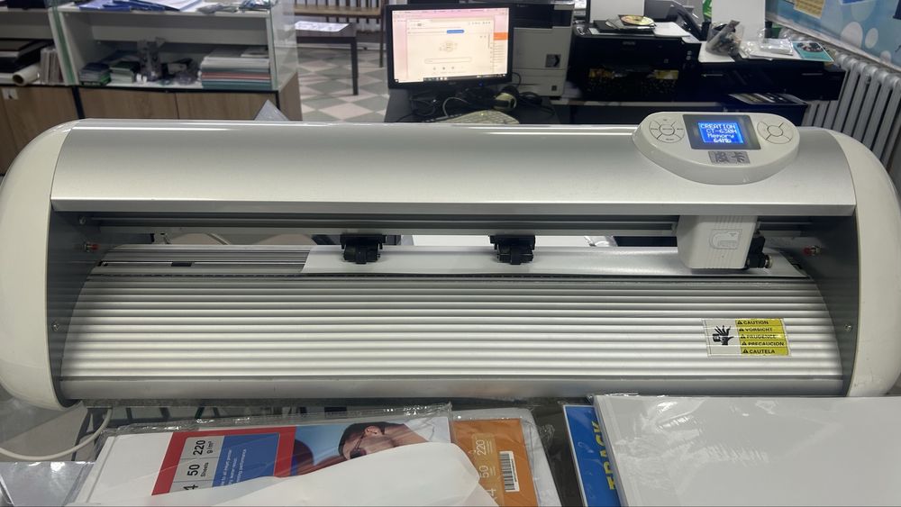 Продам Режущий плотер