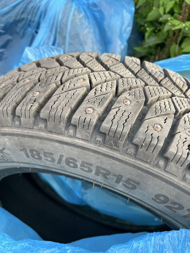 Продам резину R15 зимную