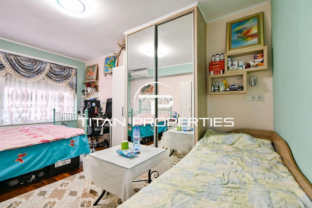 Къща за продажба в ж.к. Надежда 2