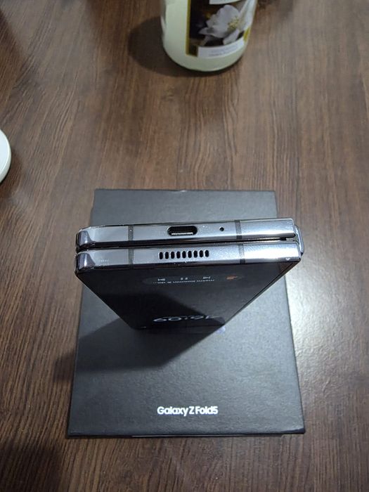 Vand Samsung Fold 5 256 gb