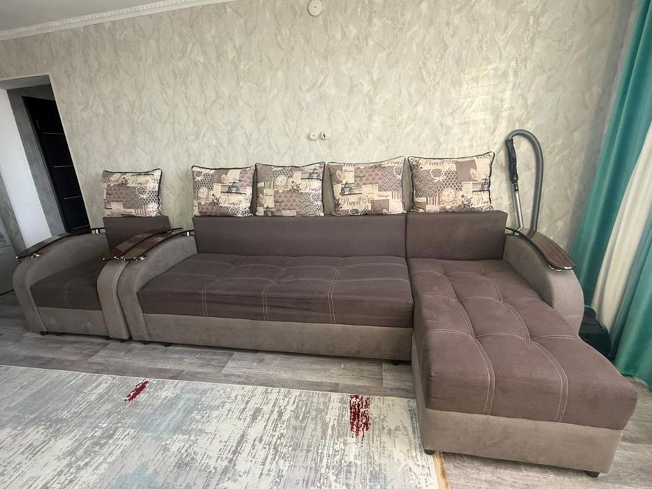 диван сатылады почьти новый