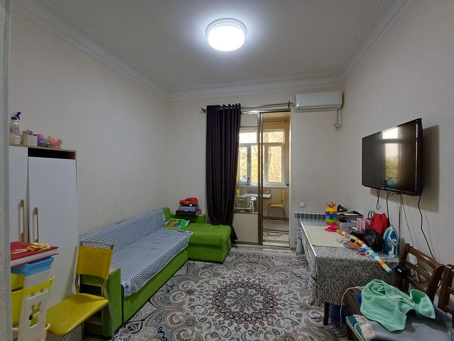 Kvartira Rakat mahala 60kv 3 etaj