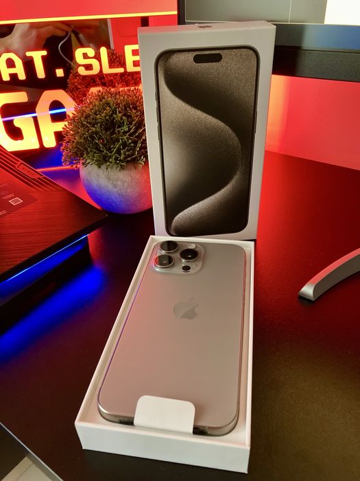 iPhone 15 Pro Max 256GB - Titanium - Ca nou, impecabil, Garantie, Box