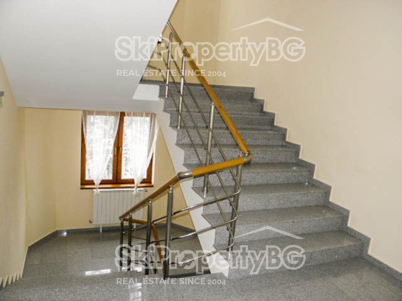Продава се Едностаен апартамент в к.к. Боровец - 37 кв.м за 1757 €/кв.м - Снимка #9