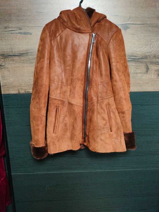 Дамски кожух от естествена кожа