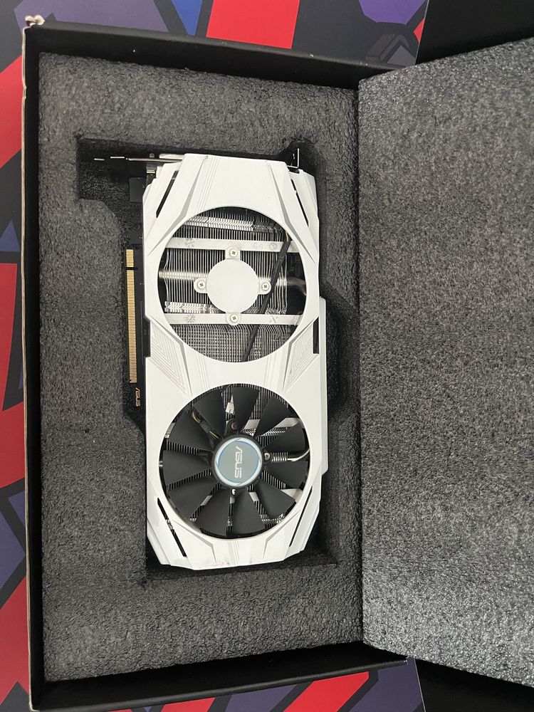 Asus gtx 1060 3gb (покотсан текстолит)