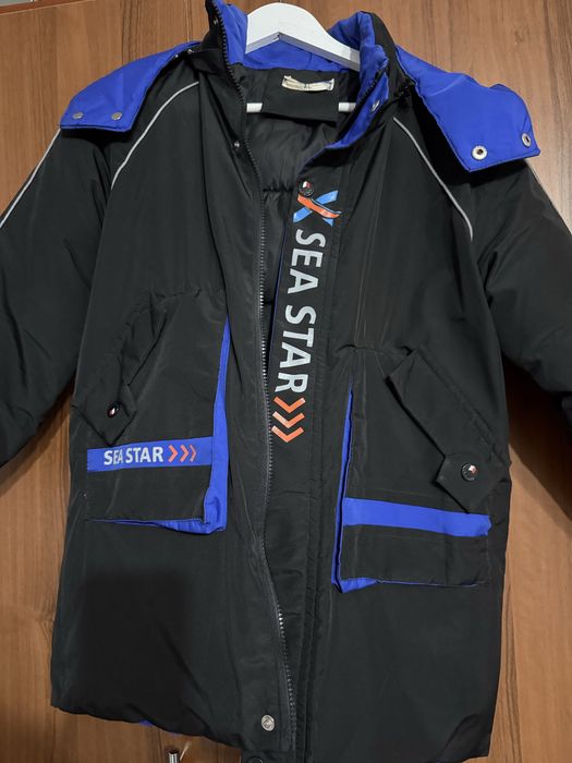 Куртка на мальчика 9-11лет.