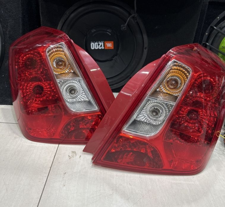 Jentra stop fara. Lasetti orqa fara