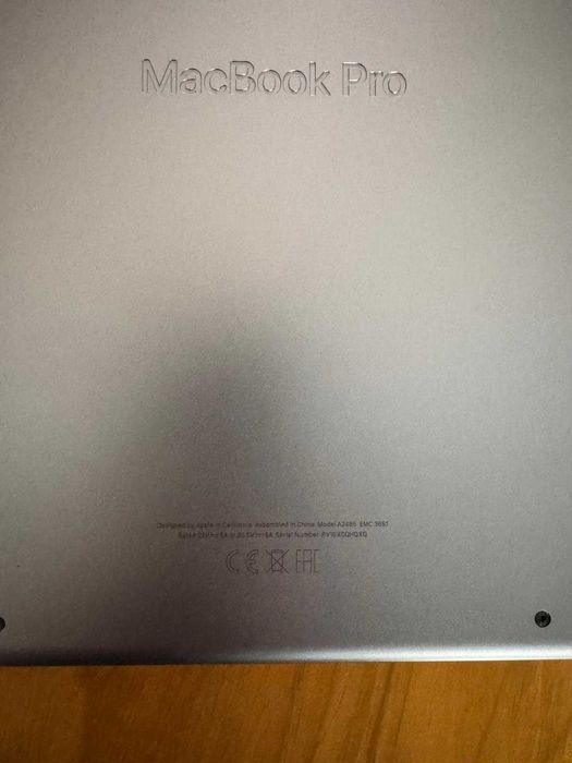 MacBook Pro 16” M1 Pro (2021 –512GB SSD, Space Grey, factura eMAG