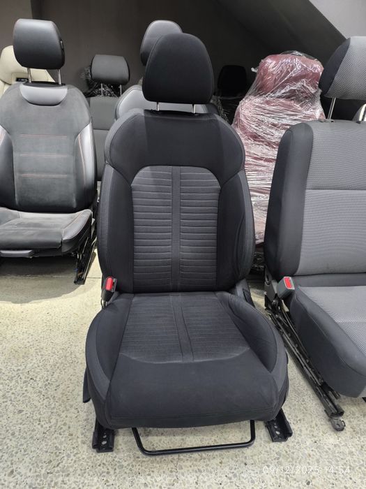 Kia k5 sidenya sotladi  xalati zoʻr yangi. Kobilt jentra Lasetti mashi