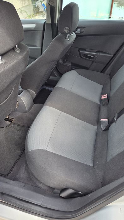 Opel Astra H 1.3D 6 trepte