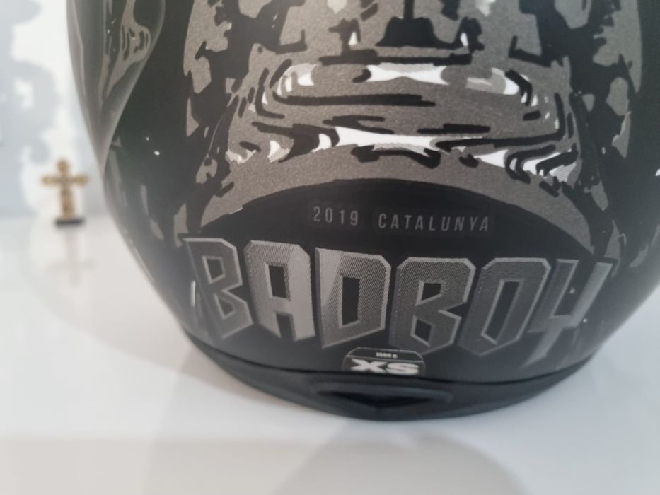 Vand casca Shark NOUA