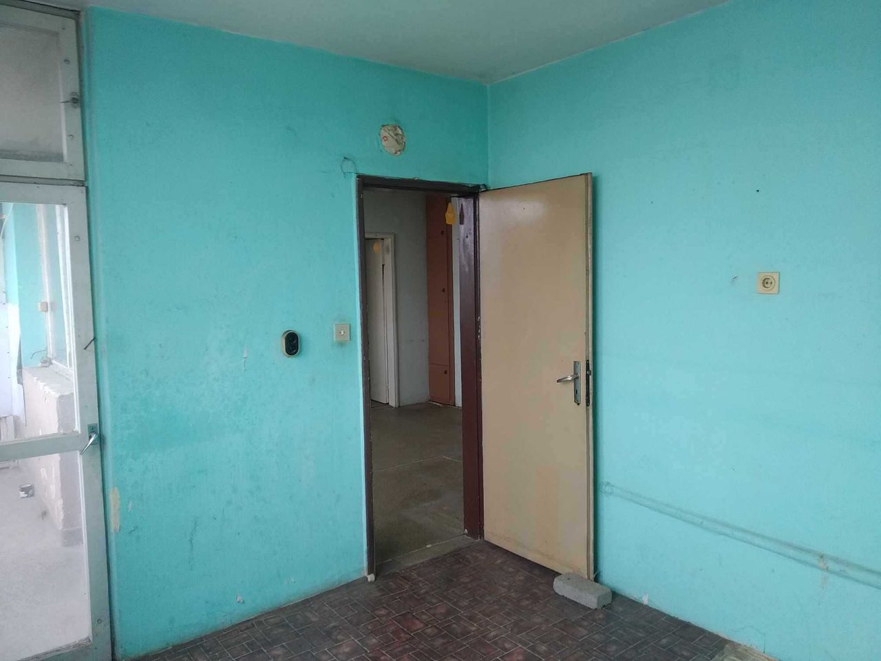 Продава се Тристаен апартамент в Севлиево - 62 кв.м за 617 €/кв.м - Снимка #11