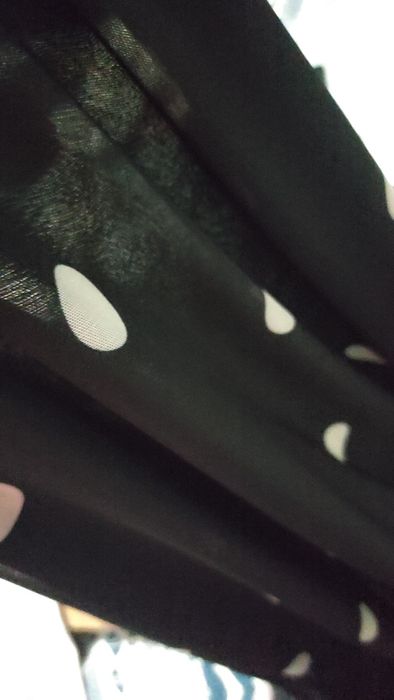 Rochie cu buline din voal