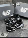 Adidasi New Balance 9060