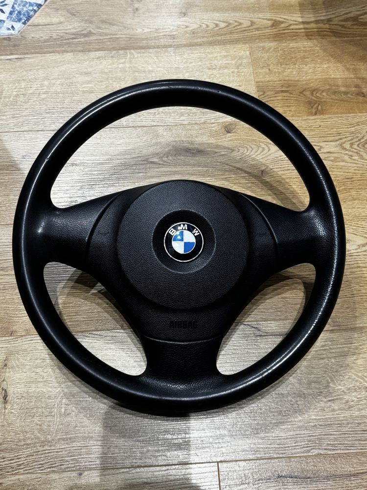 Волан с еърбег за bmw e87 /e90