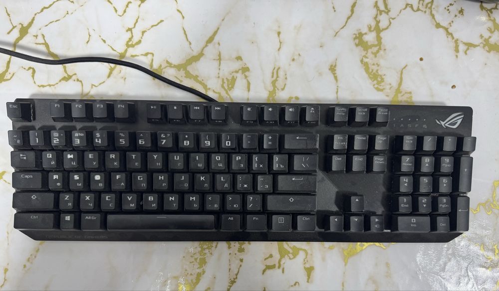 Игровая механическая клавиатура ASUS ROG XA02