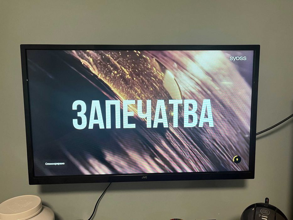 Телевизор JVC 32 инча" Не е СМАРТ