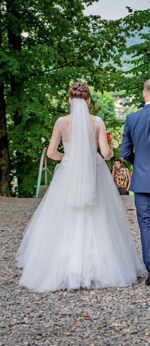 Rochie mireasă de vânzare