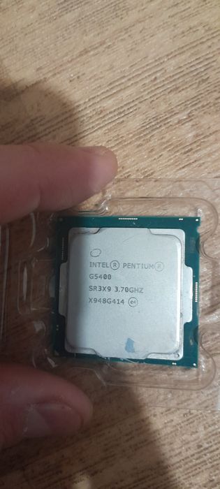 Продам процессор 1151v2