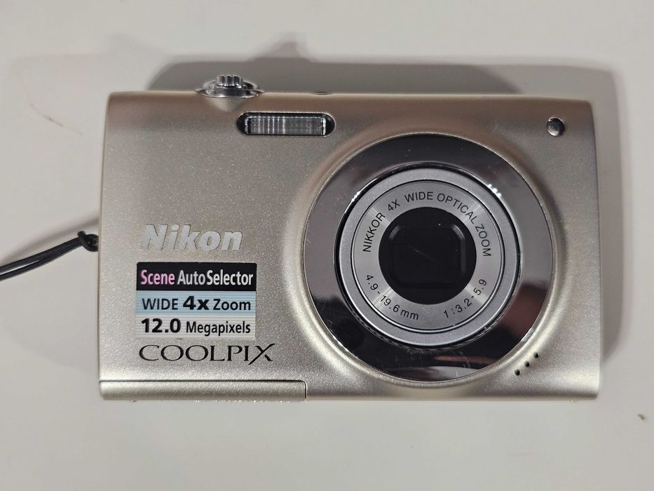Aparat foto digital compact Nikon Coolpix S2500 Y2K 12MP 4xZoom