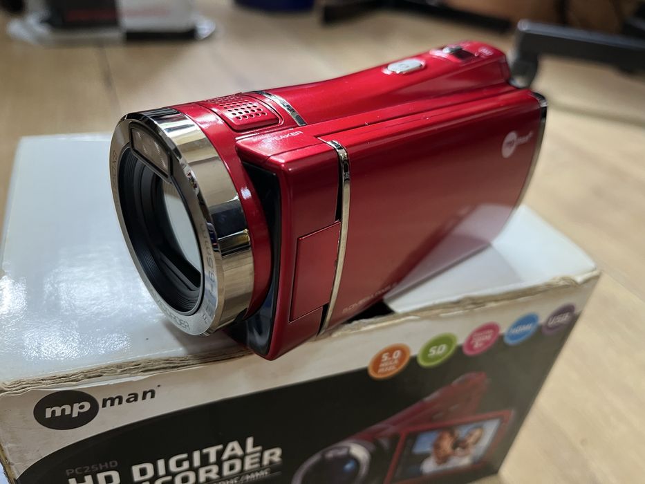 Camera video digitala noua, nefolosita, film, filmare