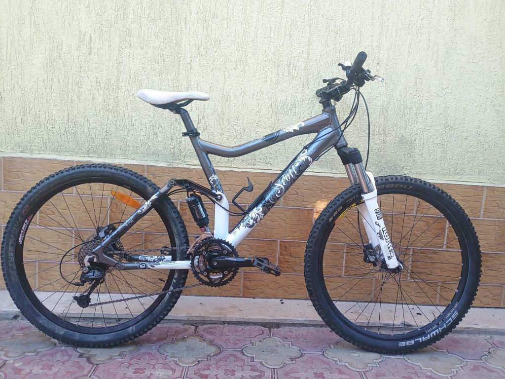 Scott 26 цола    .