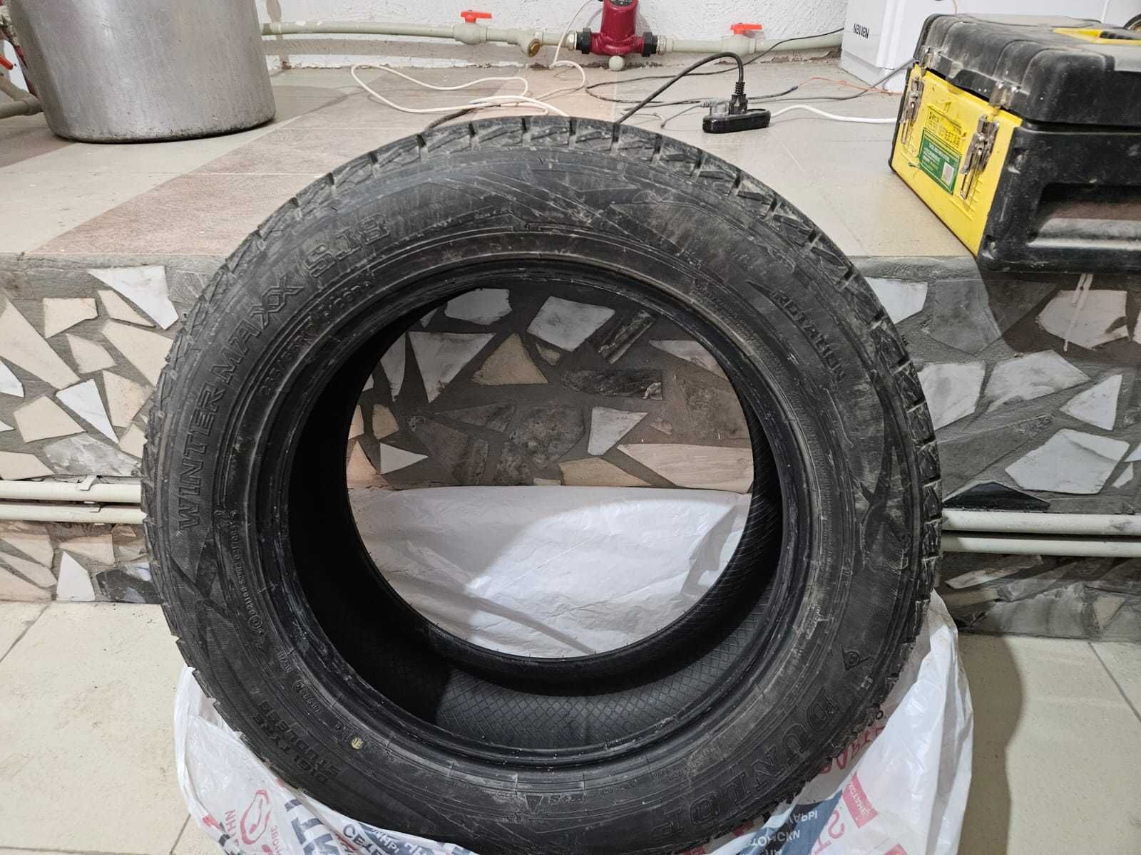 Продается Зимняя шина DUNLOP Winter Maxx
