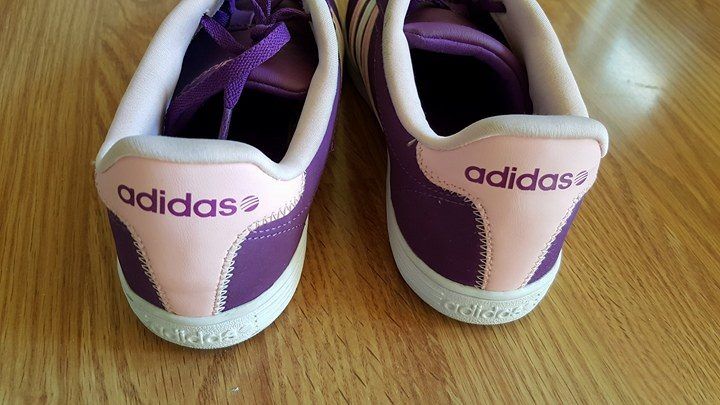 Adidasi Adidas ca noi