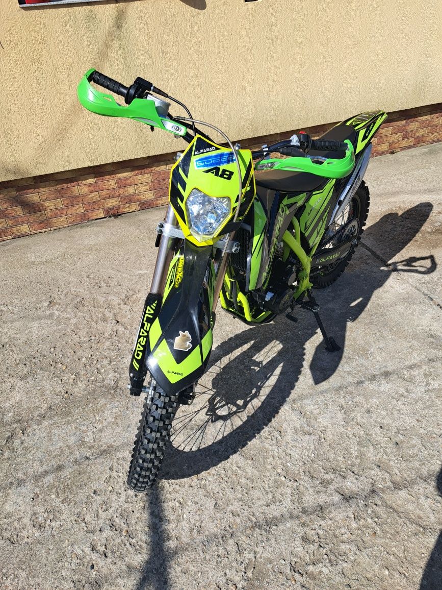 Vand Alfarad A8 300 cc enduro/motocross Model 2023