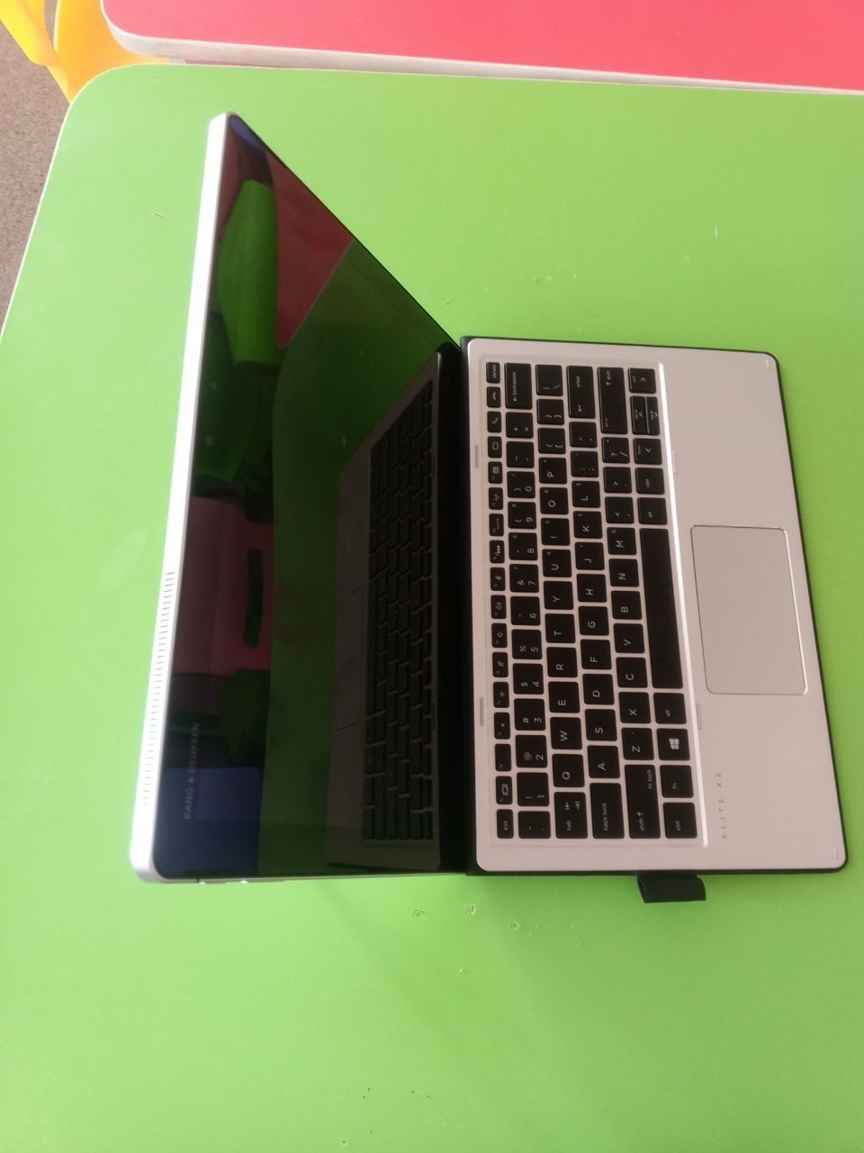 HP noutbuk 16/512, ideal holatda – To‘liq Komplekt