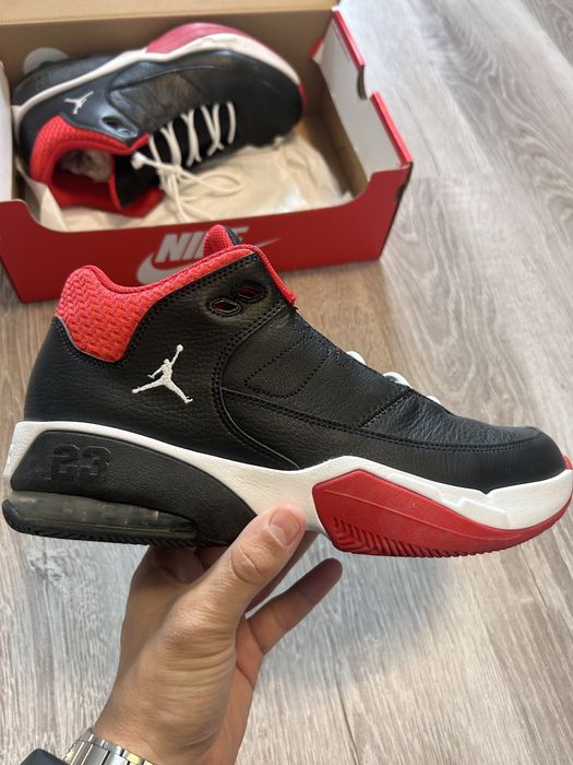 Air Jordan Max Aura 3 - 42,5 номер Оригинални!