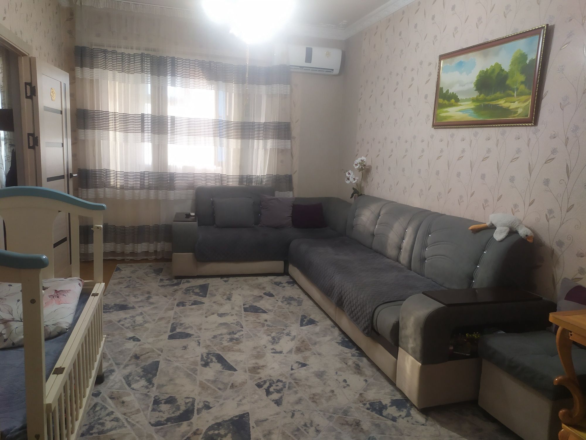 Срочно продам квартиру на Боткина, массив Ташсельмаш.
