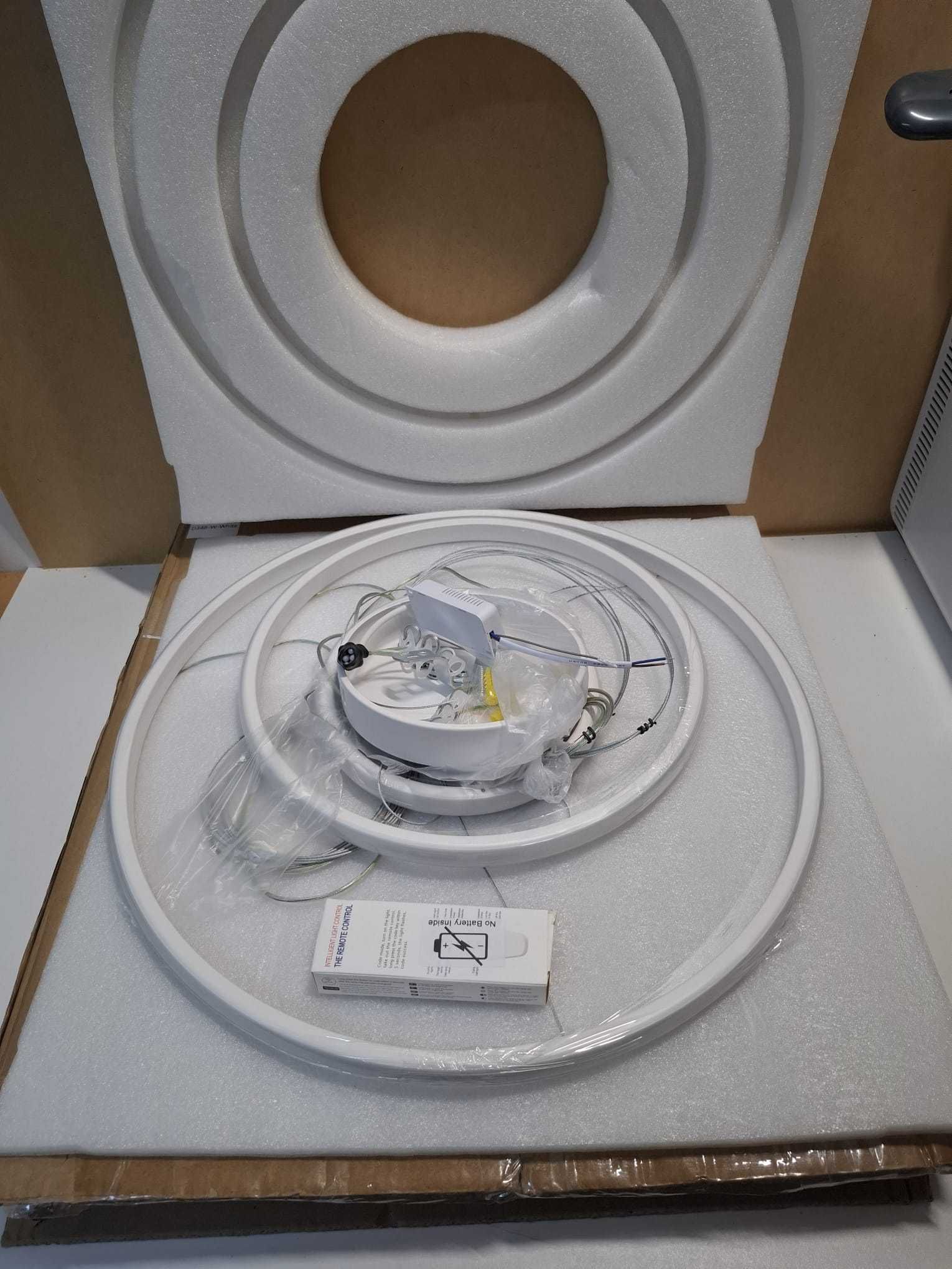 KSIBNW Lampă pandantiv LED cu 3 inele si telecomandă - noua