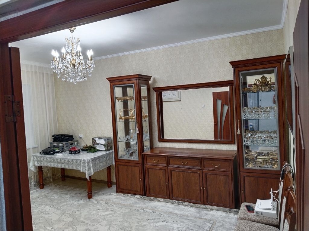 Продаётся стенка
