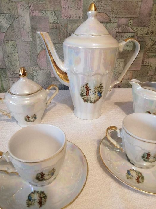 Продам сервиз чайный Мадонна Югославия