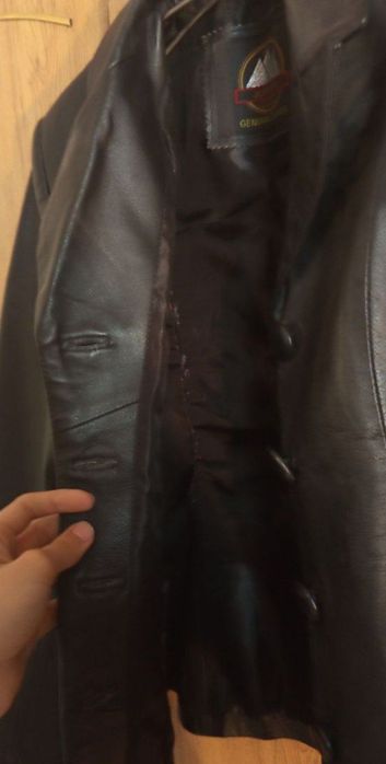 Срочно продам женскую куртку