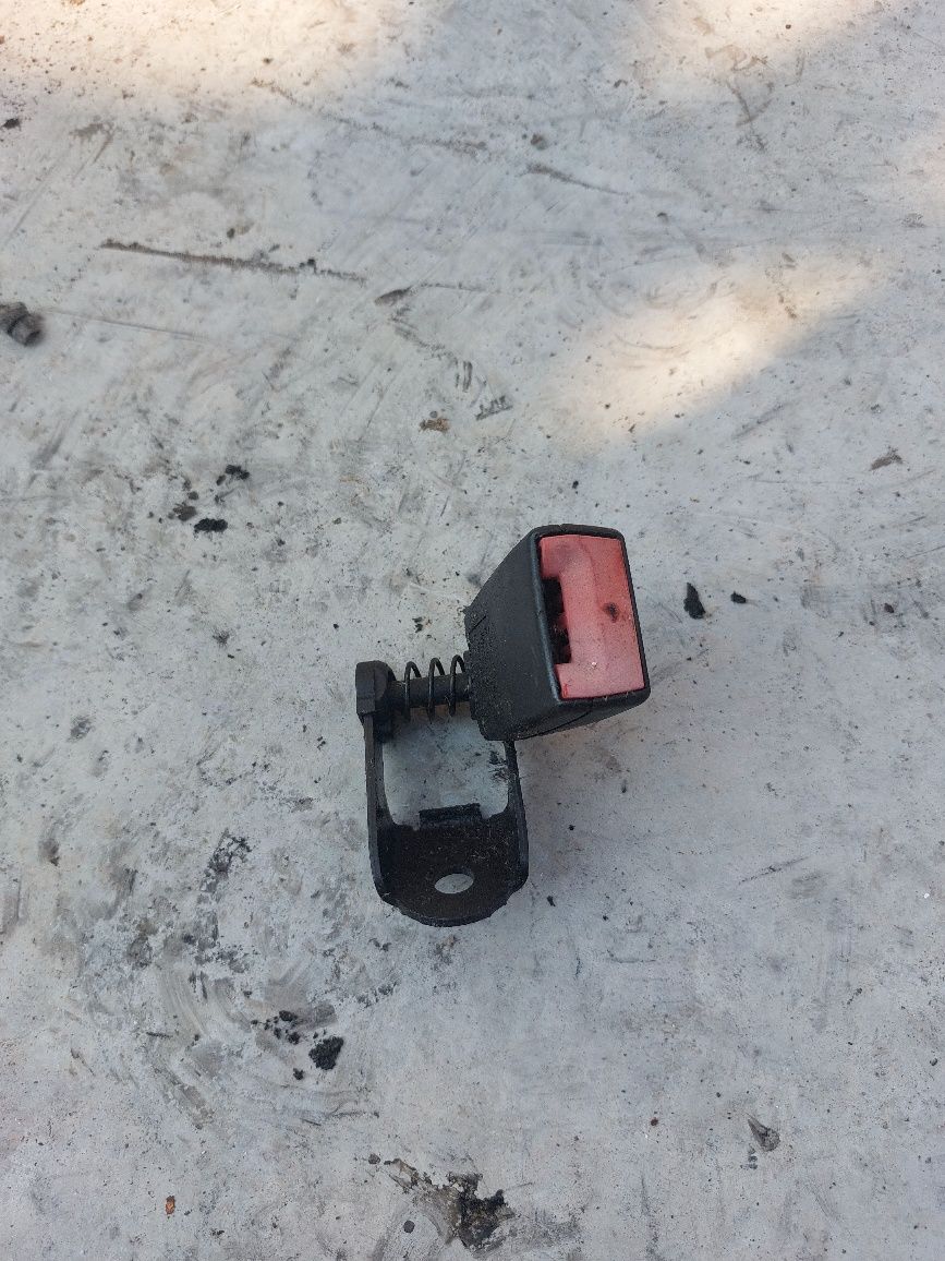 Закопчалка колан Бмв bmw е60 е61 520д 177кс  n47