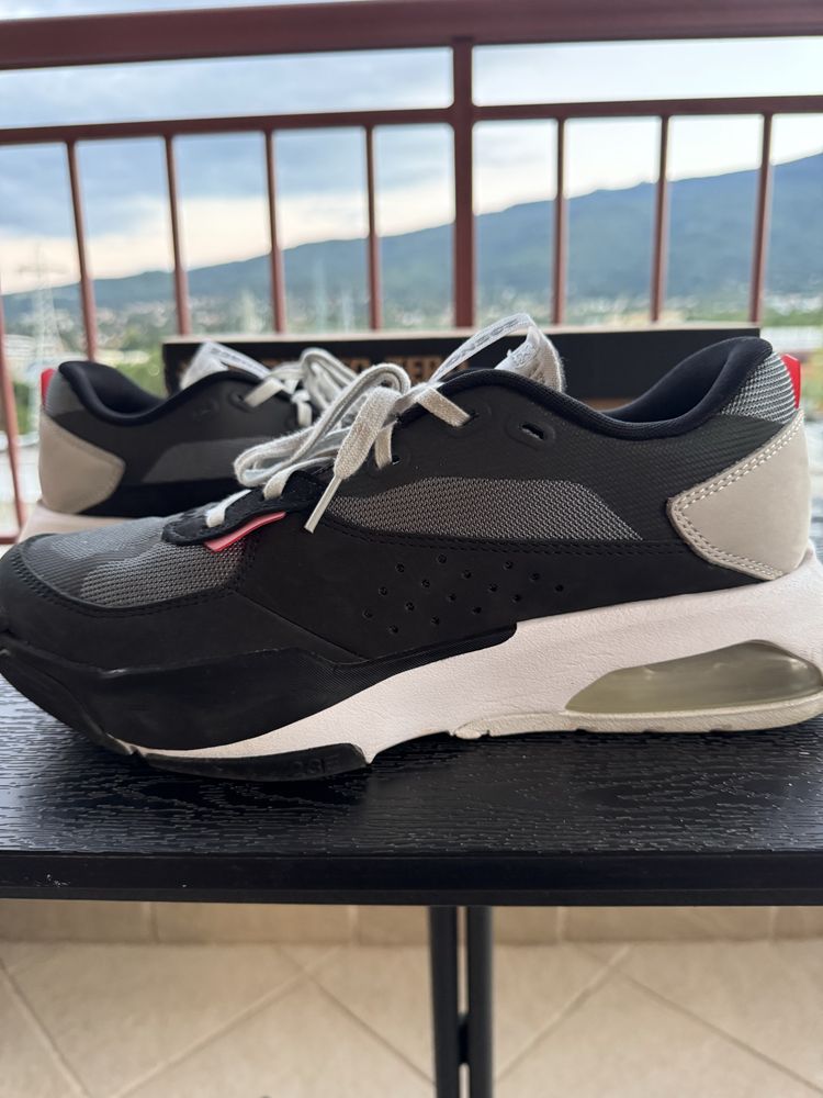 Nike Jordan Air 200E