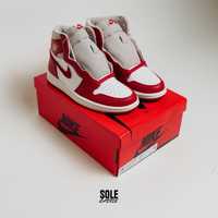 Nike Air Jordan 1 Retro High 'Varsity Red'