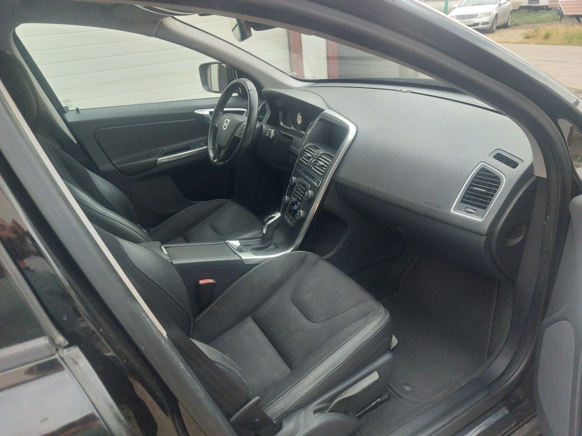 Volvo XC60! cutie AUTOMATA! an 2015! euro 6! 2.0 diesel