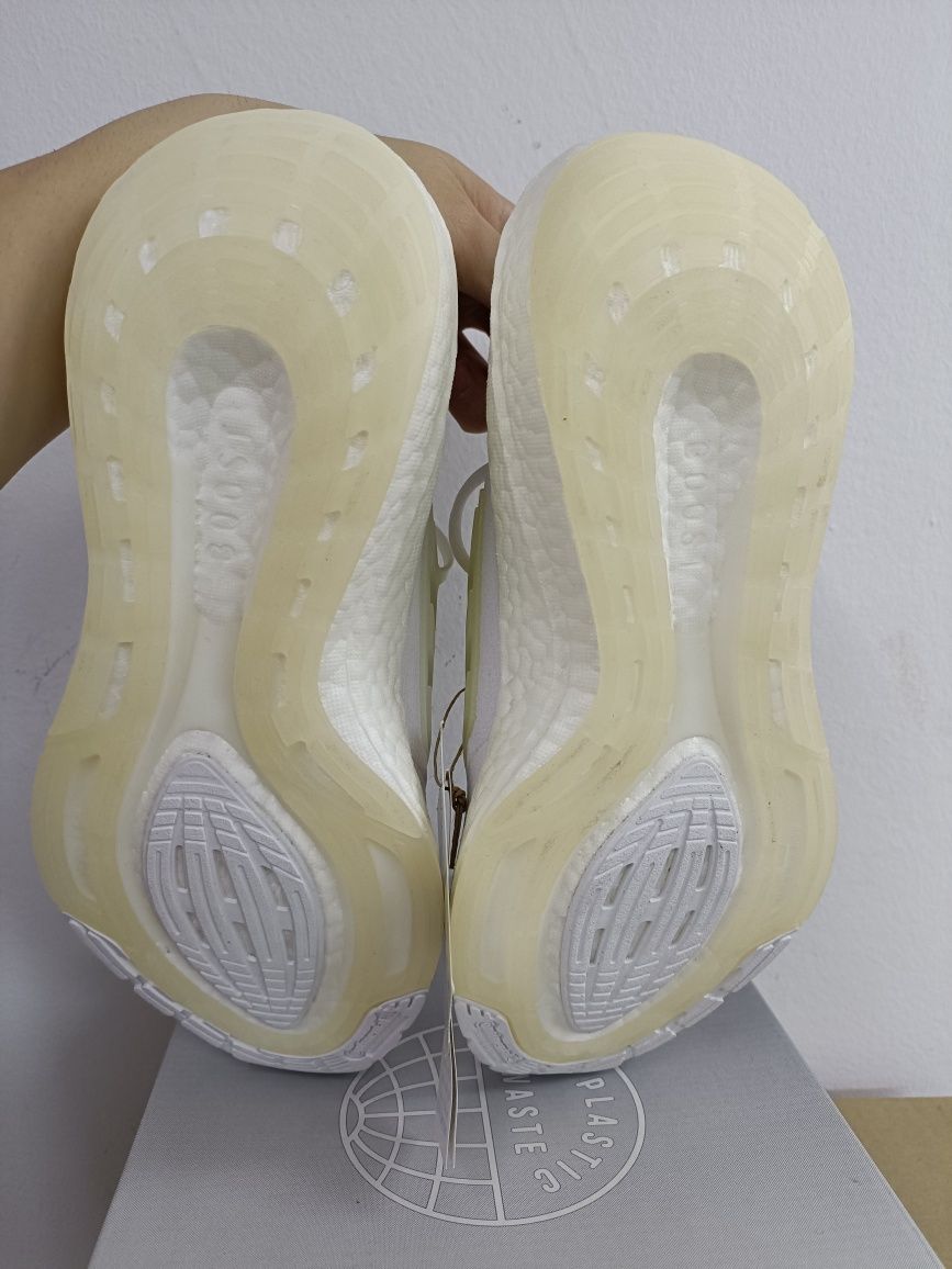 Adidas Ultraboost 22 номер 40 2/3