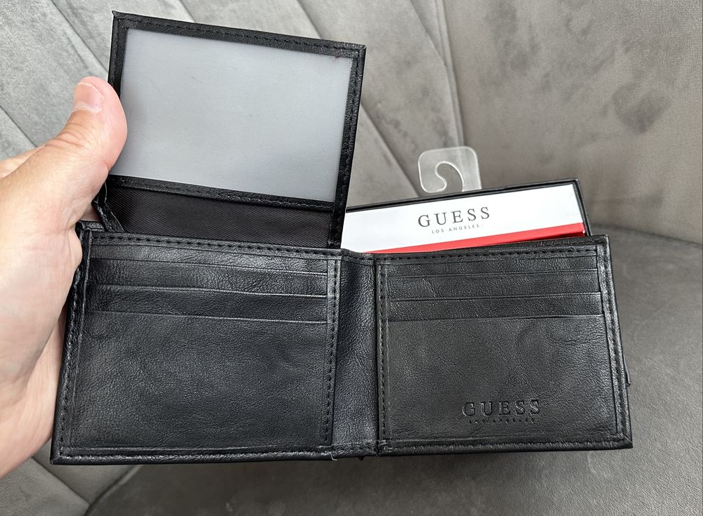 Portofel Guess, original, nou, in cutie
