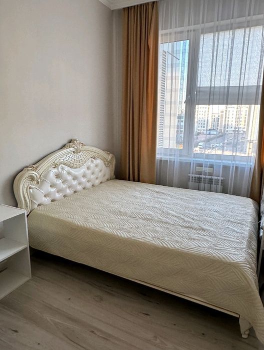 Спальная кровать