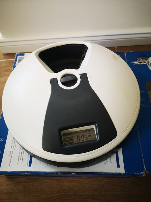 Trixie TX6 hranitor automat caini si pisici