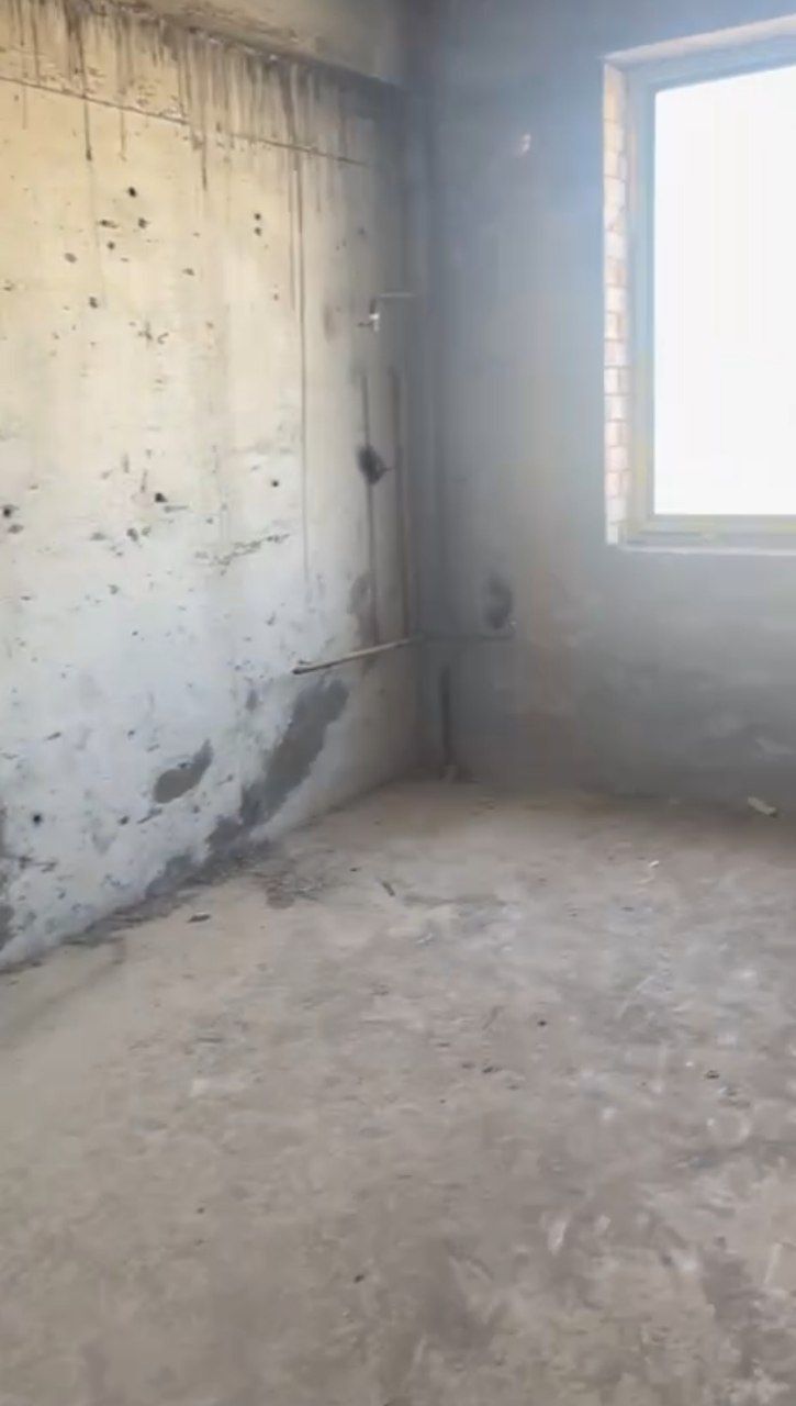 Ул.Яккасарай  3/9/10 100м² коробка