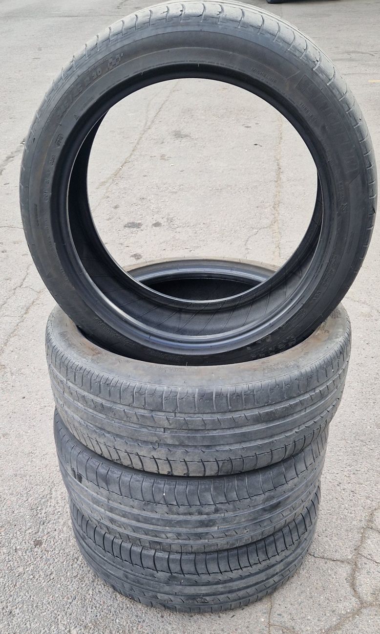 Шины Michelin Latitude 245 45 R20 99V .