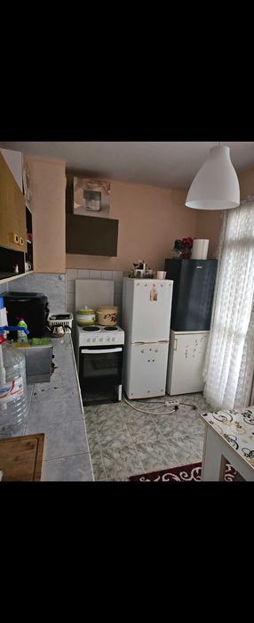 Продава се 3стаен апартамент Белене